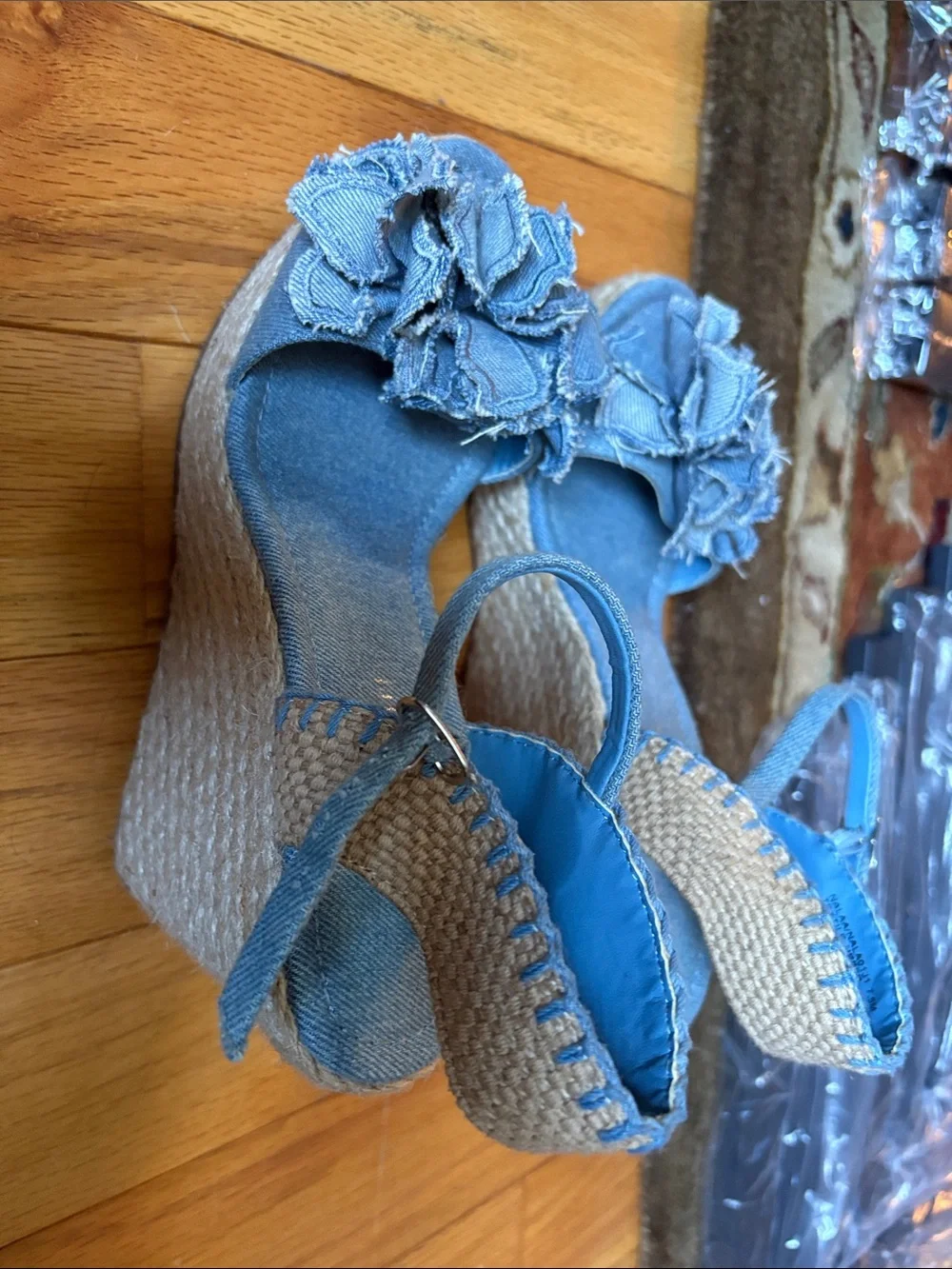 Madden Girl front detail